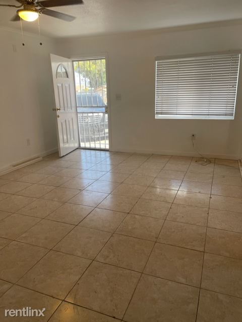 Foto principal - 1 br, 1 bath House - 832 W Rosecrans Ave