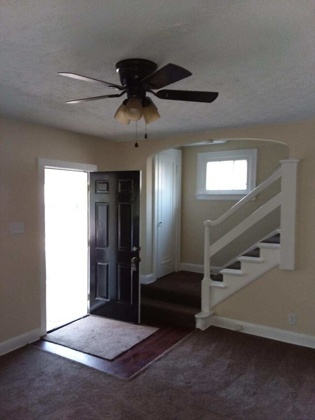 Foto del edificio - 1038-1040 Forest St