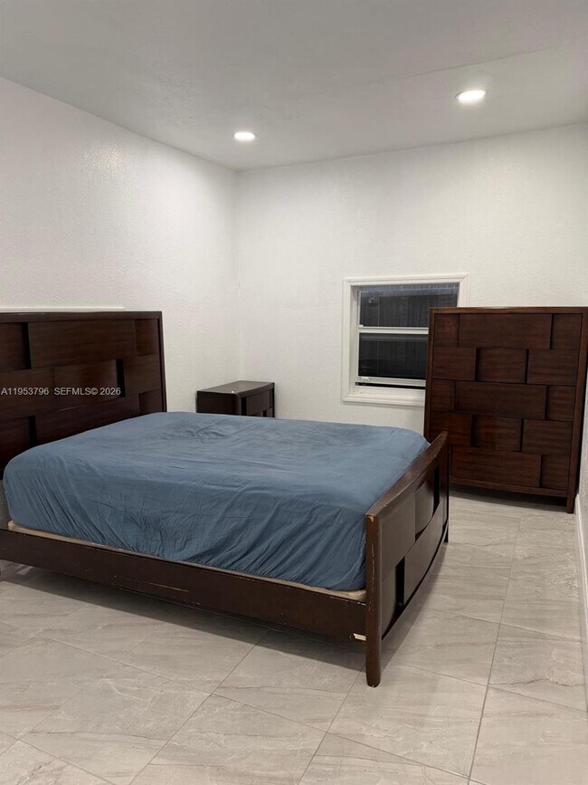 Foto del edificio - 5245 NW 192nd Ln