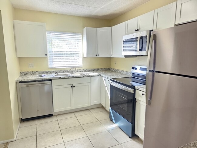 Photo - 2845 Somerset Park Dr Apartment