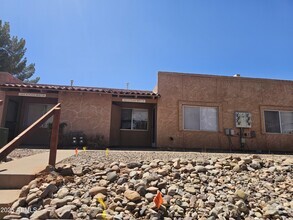 Building Photo - 1417 Plaza Merito