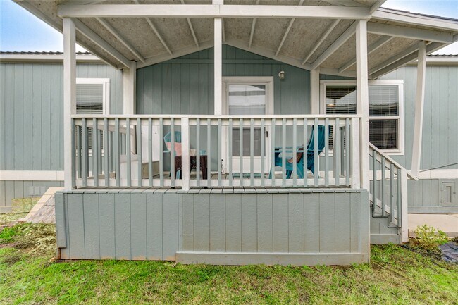 Building Photo - 17338 FM 1097