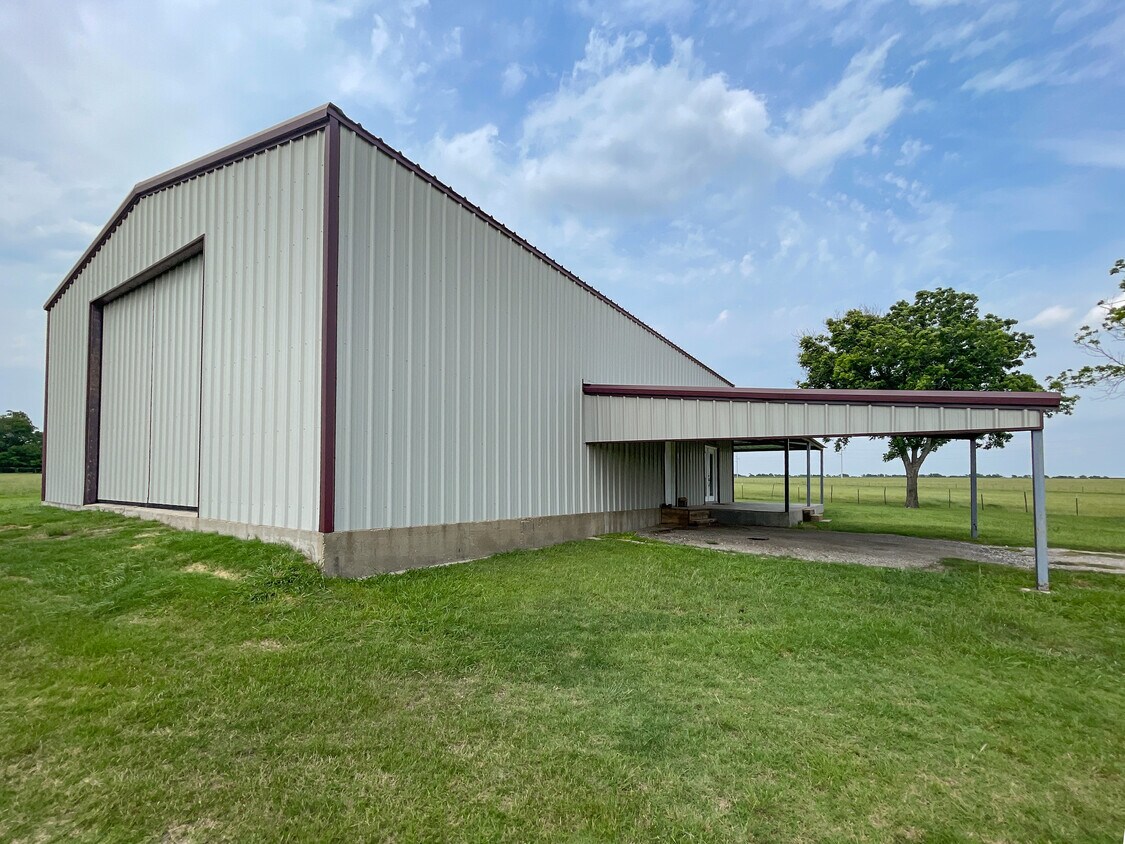Foto principal - 123 County Road 127A