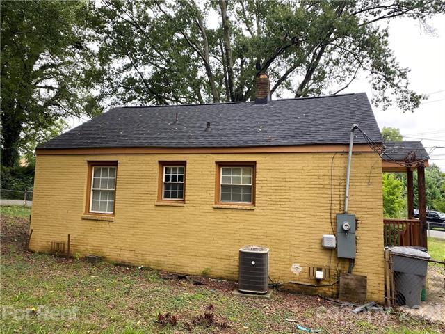 Building Photo - 517 Concordia Ave