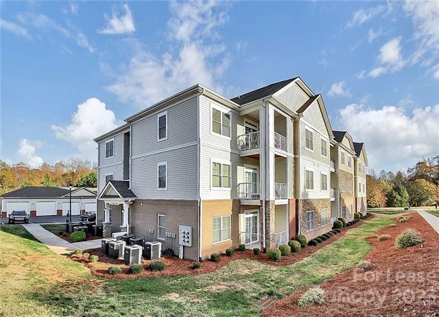 Building Photo - 9114 McDowell Creek Ct
