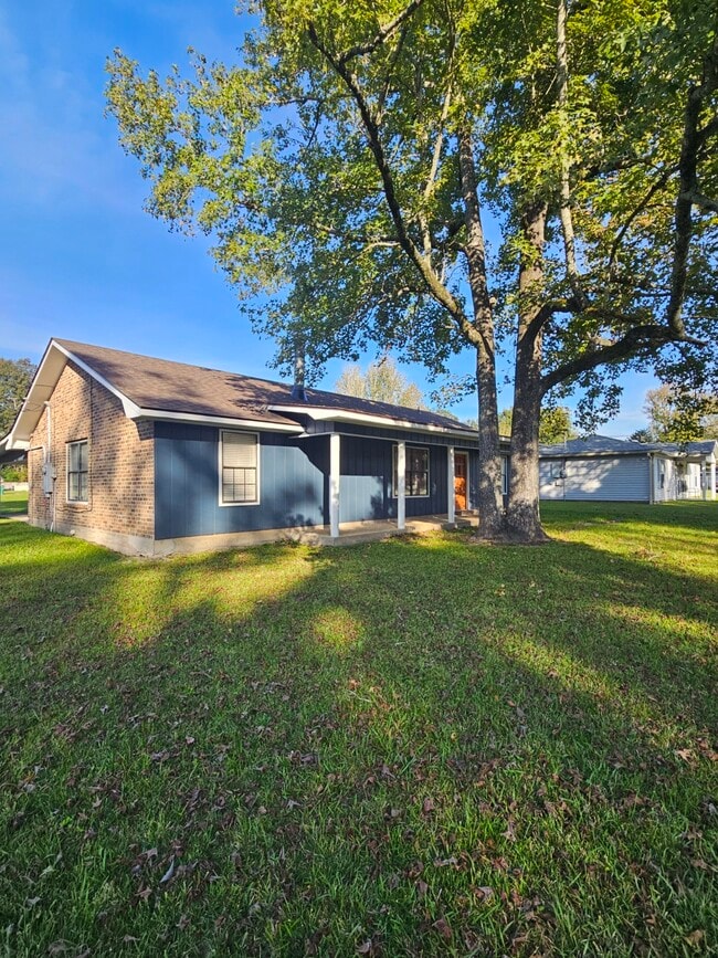 Foto del edificio - 1128 S Shireview Cir