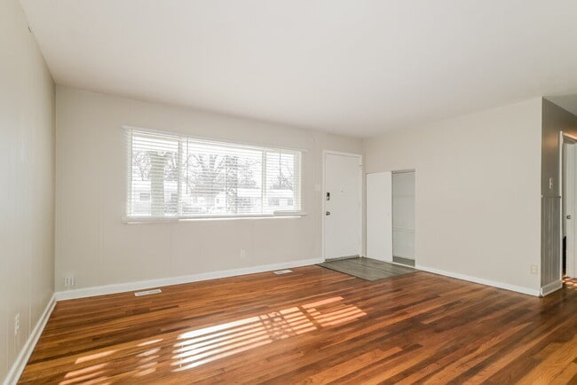 Foto del edificio - 1135 Penhurst Dr