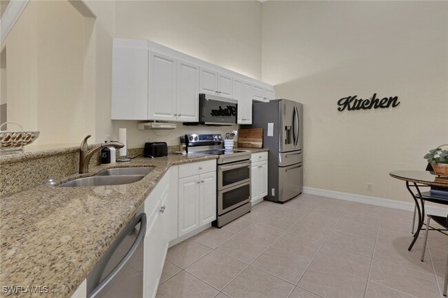 Foto del edificio - 15079 Sterling Oaks Dr
