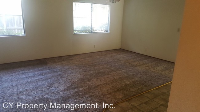 Building Photo - 1 Fair Oaks Cir