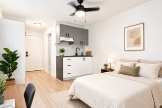 Building Photo - 770 Av Sainte-Croix