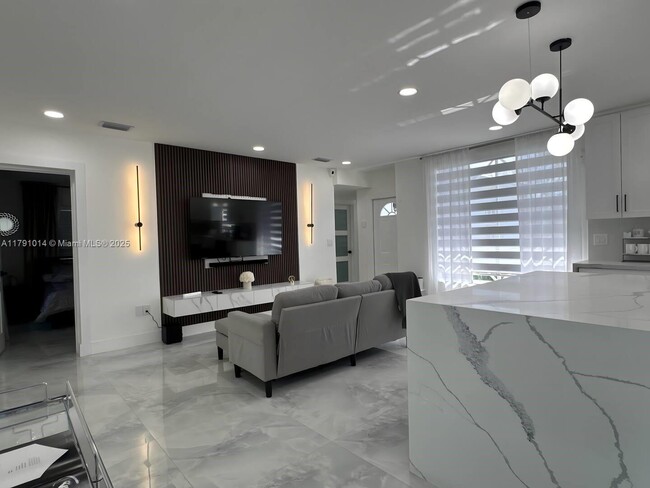 Foto del edificio - 315 NW 106th St