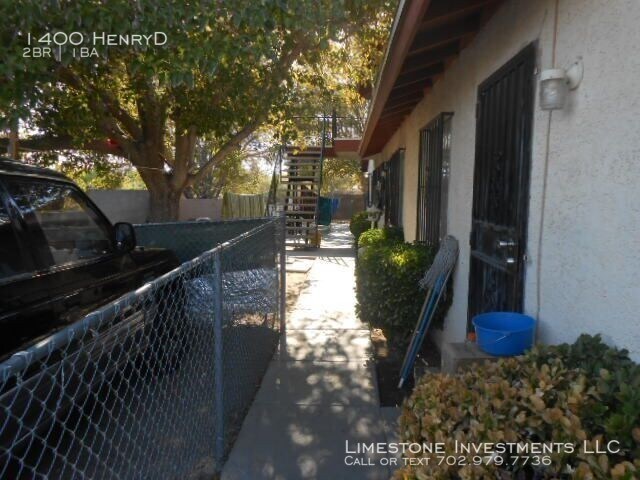 Foto del edificio - Cozy 2 bed 1 bath apartment!