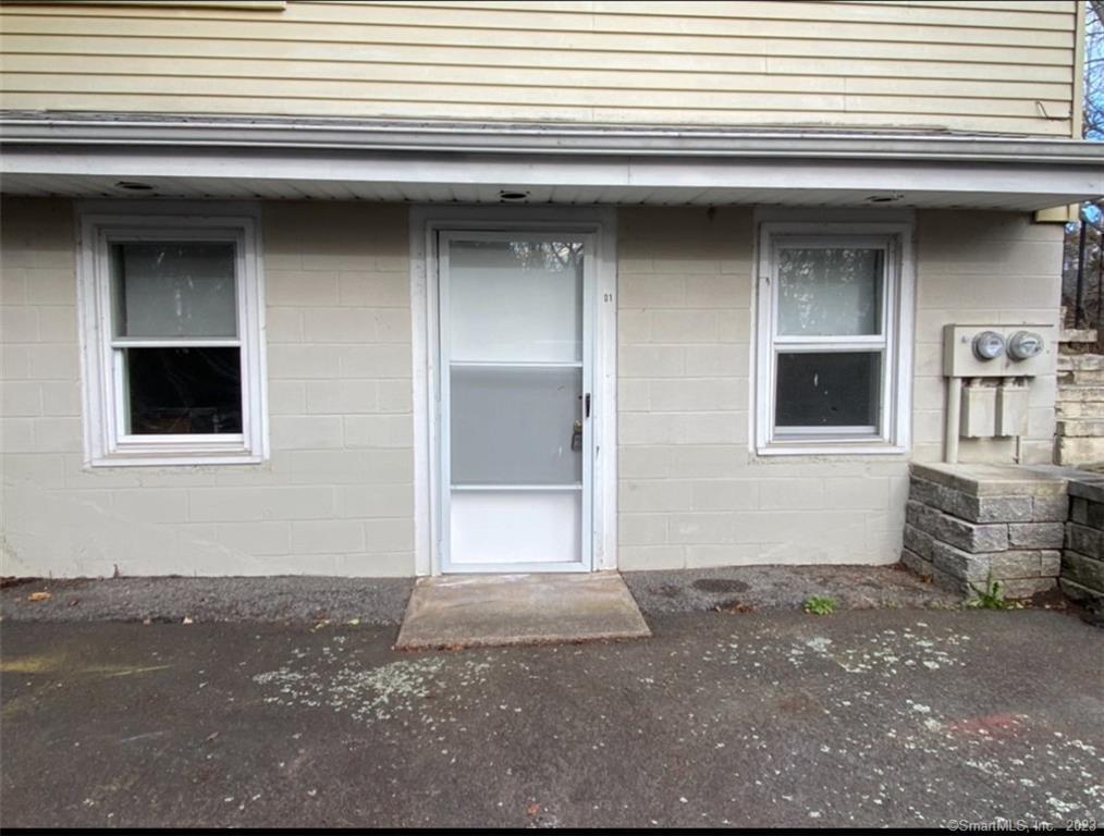 54 Monroe St, Branford, CT 06405 Room for Rent in Branford, CT