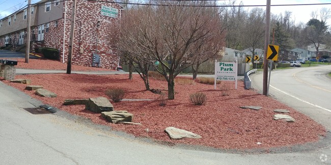 ENTRANCE - Plum Park Apartments