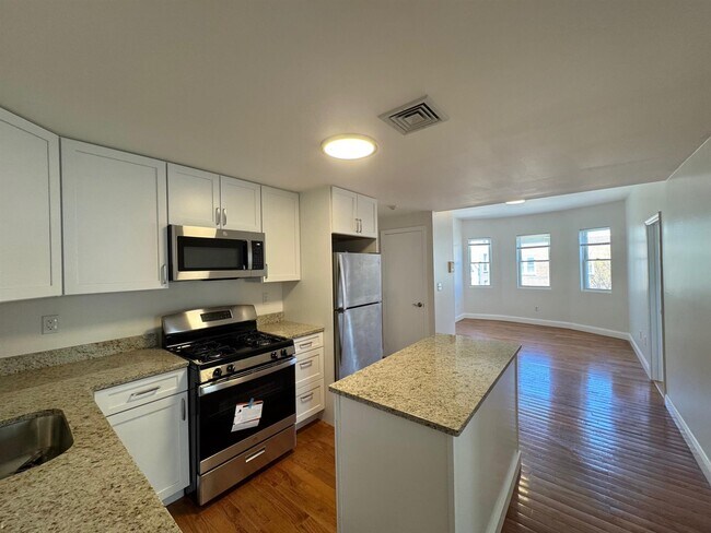 Foto del edificio - 356 Somerville Ave