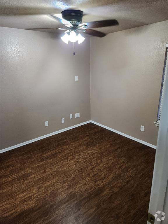 Building Photo - 1624 Aquarena Springs Dr