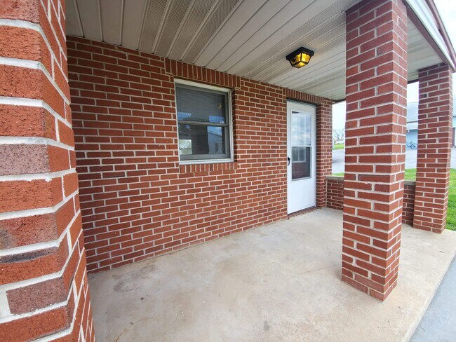 Foto del edificio - 4751 E Prospect Rd