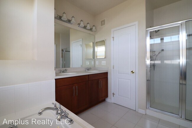 Foto del edificio - 3 br, 2.5 bath House - 4485B Beacon Grove Cir