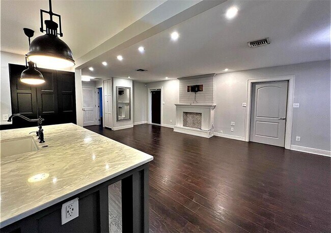Foto del edificio - 7830 46th Way N