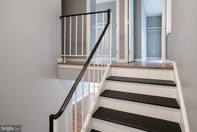 Foto del edificio - 9926 Ridgeline Dr
