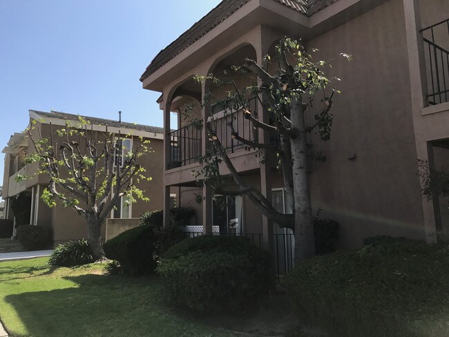 Foto del edificio - 16941 Green Ln