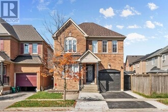 Building Photo - 14 Marriner Crescent