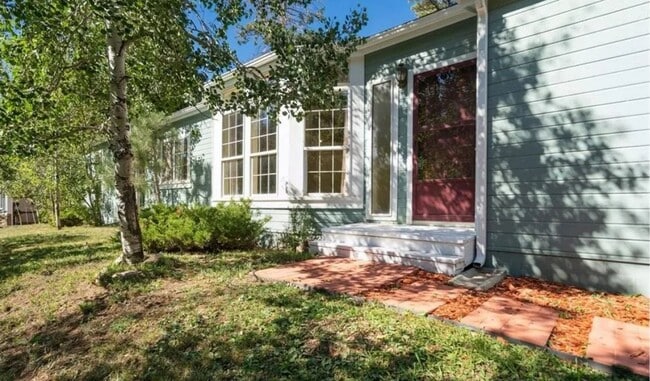 3 Bedroom 2 bath Palmer Lake Home - 3 Bedroom 2 bath Palmer Lake Home