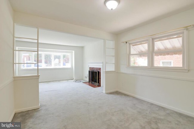 Building Photo - 5935 3rd St N