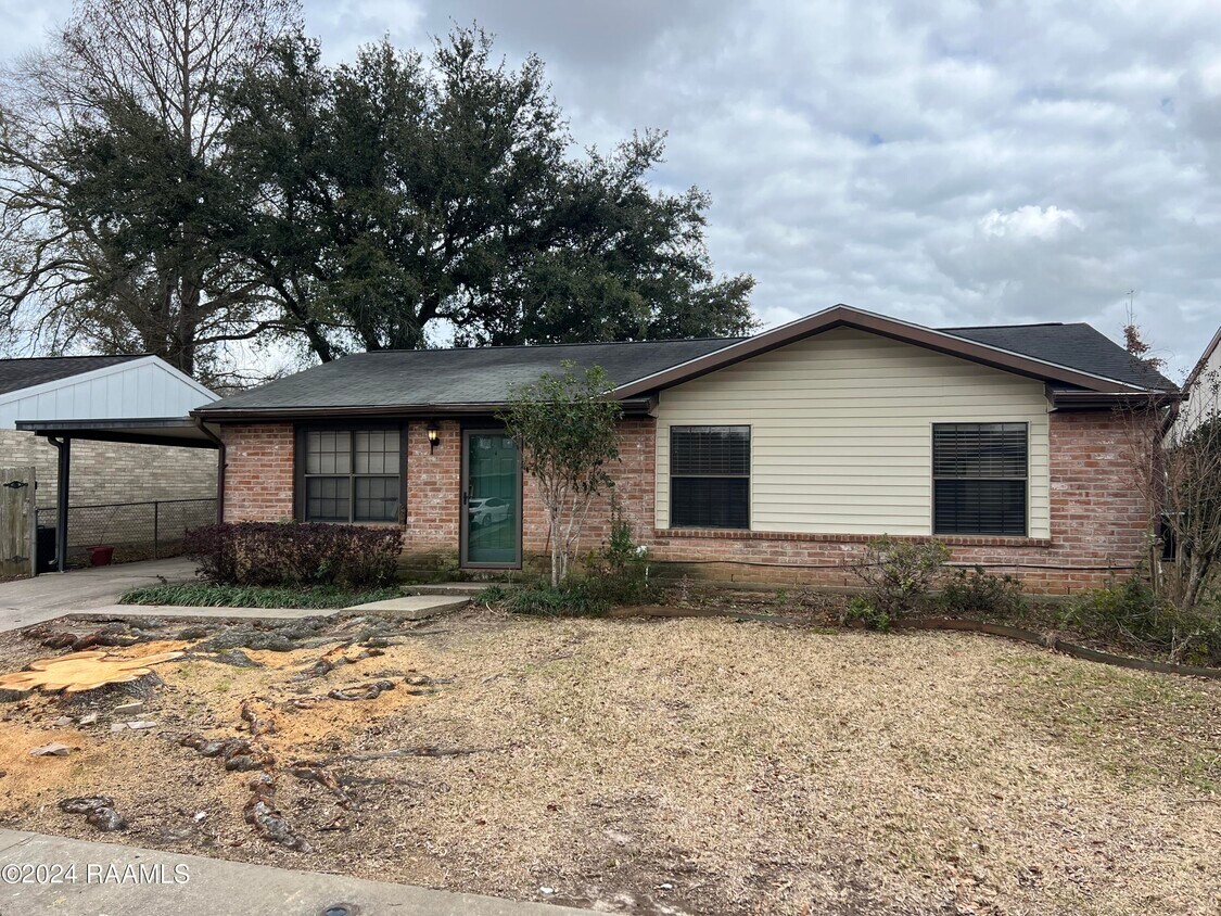 402 Thompson Dr, Lafayette, LA 70506 House Rental in Lafayette, LA