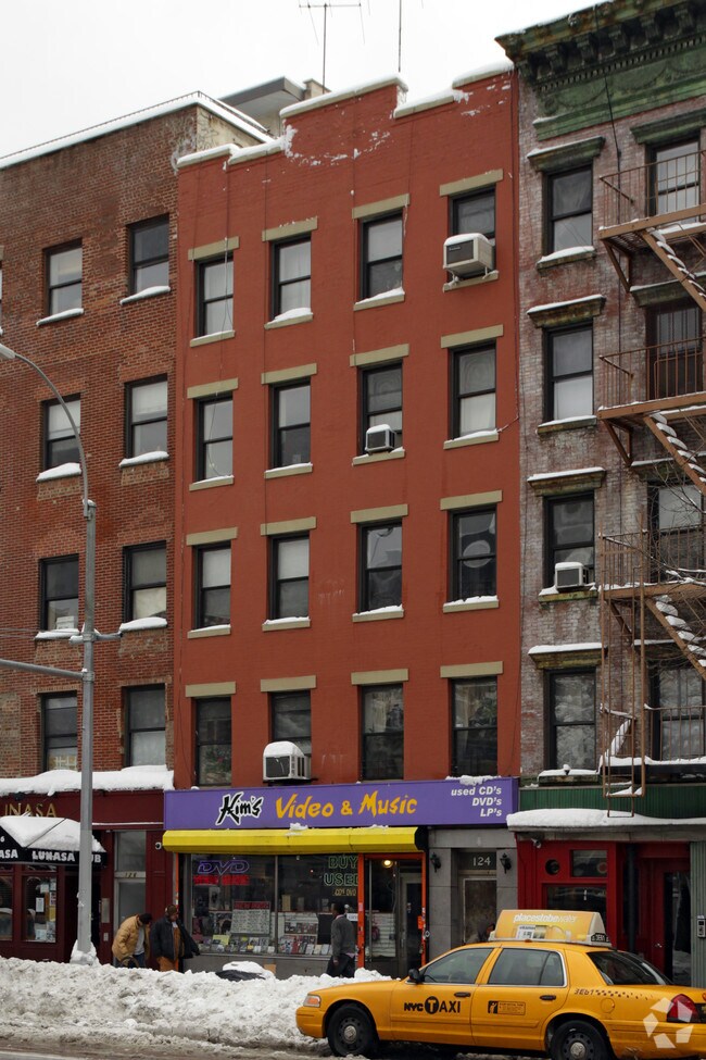 Foto del edificio - 124 First Ave