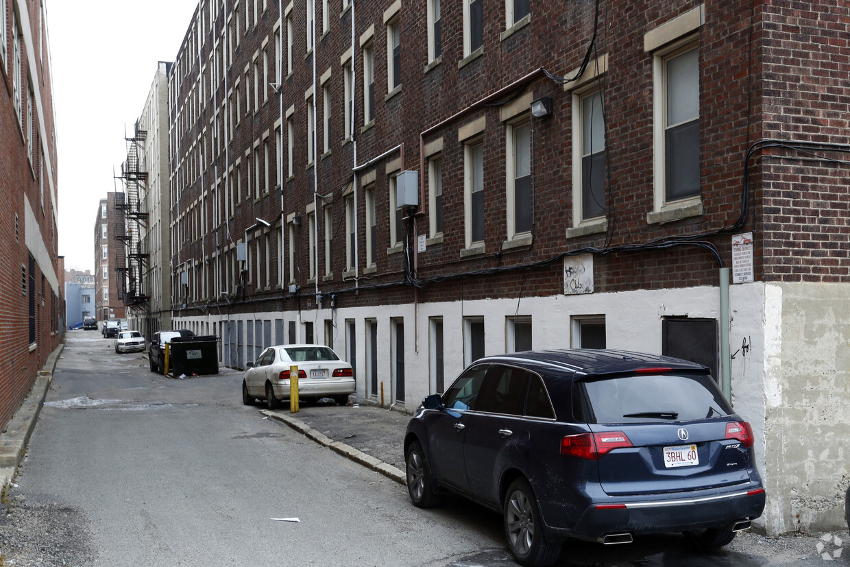 Building Photo - Boylston Apartments