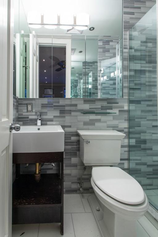 Foto del edificio - 279 E 10th St