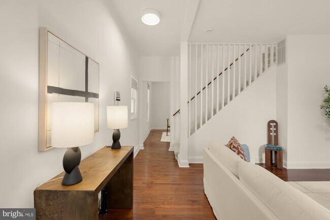 Foto del edificio - 709 16th St NE