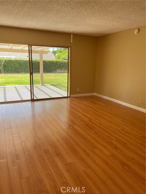 Building Photo - 4623 Avenida Rio Del Oro