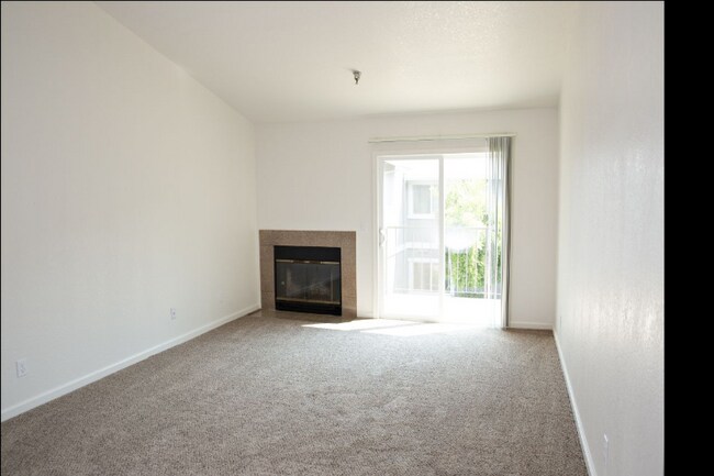 Building Photo - 9233 Elk Grove Florin Rd