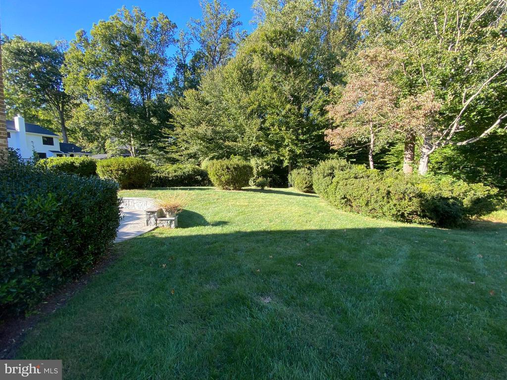Primary Photo - 6502 Sunny Hill Ct