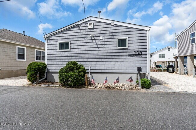 Foto del edificio - 208 Mallard Ln