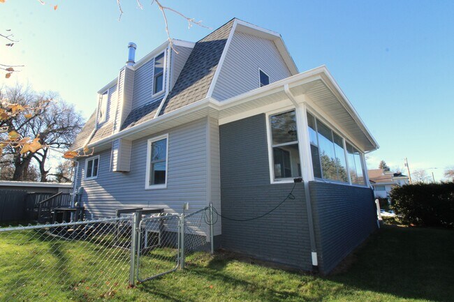 Foto del edificio - 208 7th Ave SE