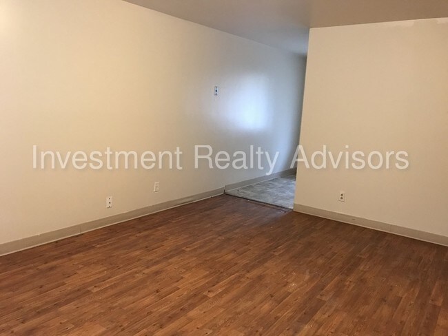 Building Photo - 746 W Wasatch St