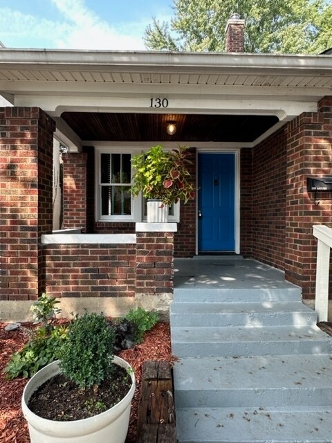 Building Photo - 130 N Jackson St