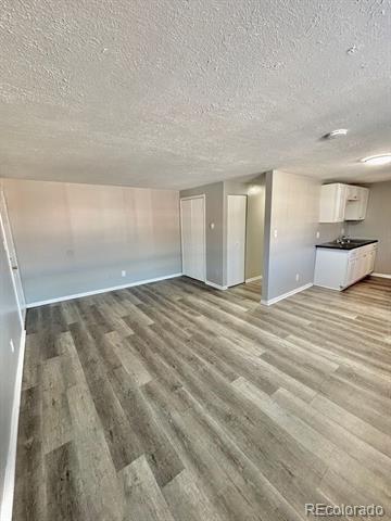 Foto del edificio - 1437 N Moline St