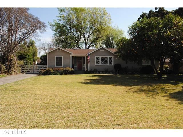 Primary Photo - 1206 S 10th Ave