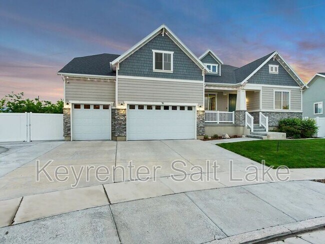 Building Photo - 31 N Palomino Way