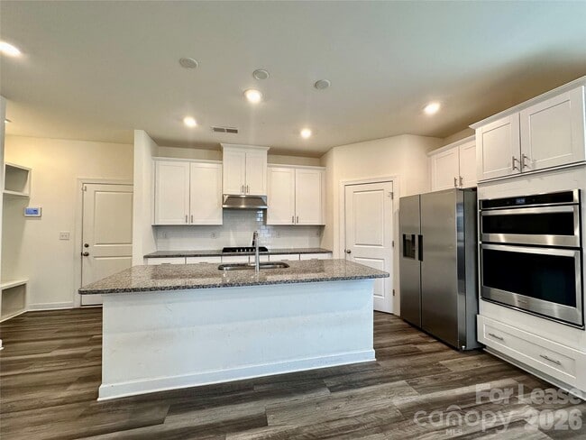 Foto del edificio - 410 Cranford Dr