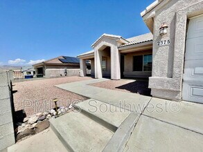 Building Photo - 2375 N Ridge Ave