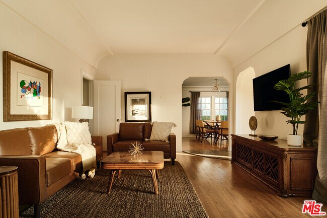 Foto del edificio - 443 Euclid St