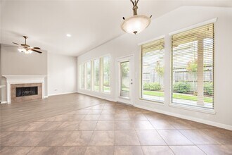 Building Photo - 6315 Teal Mist Ln