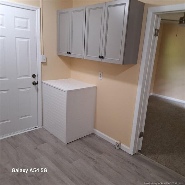 Building Photo - 1201 Thelbert Dr