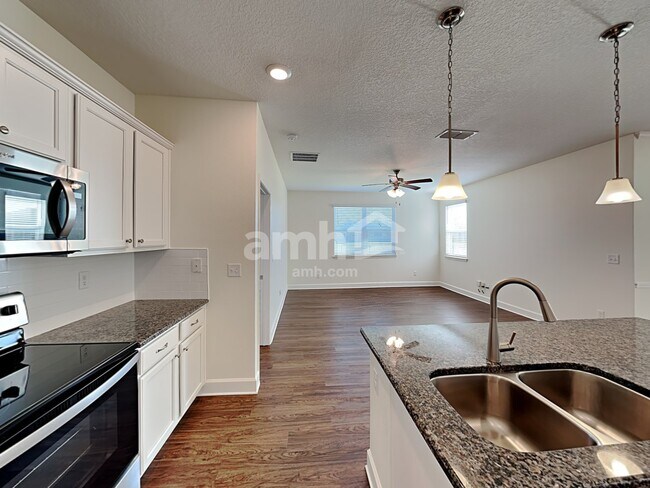 Foto del edificio - 3036 Eagle Bluff Way