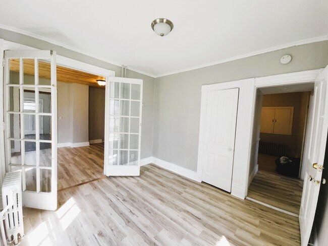 Foto del edificio - 221 8th St E